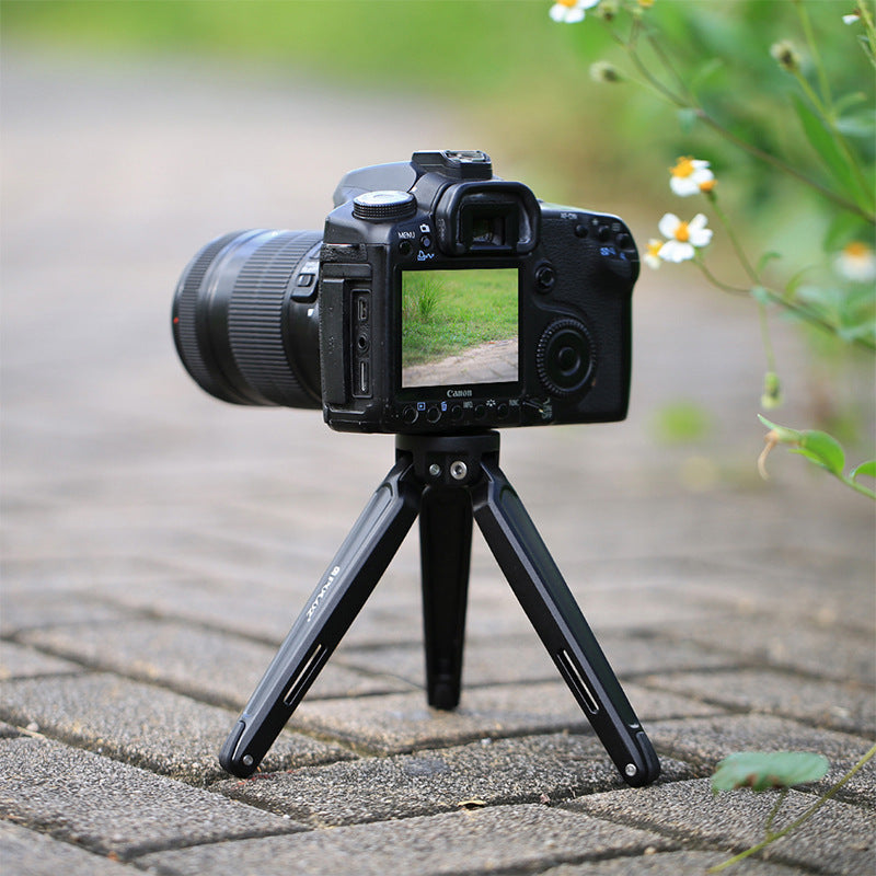 Apple Compatible Metal Mini Desktop Mobile Phone Tripod
